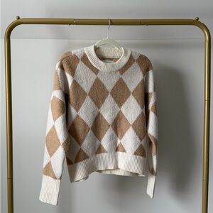 Abercrombie & Fitch Cream and Tan Argyle Crewneck Sweater